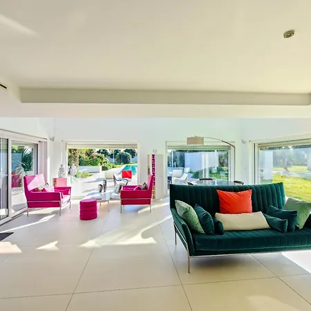 Villa Vinner - *